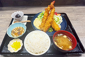ジャンボ海老フライ定食